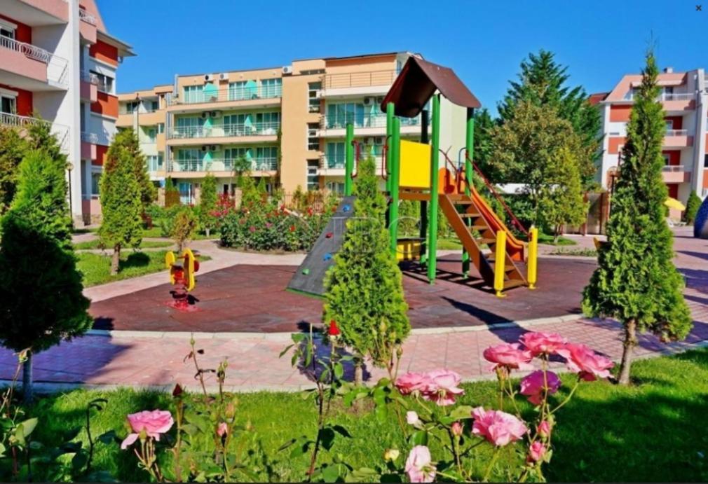 Sunny Fort Private Apartment Sunny Beach Exterior photo